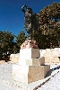 Click here to see the picture (_crete310501_24_venizelos_graves_kagialedakis_statue.jpg)